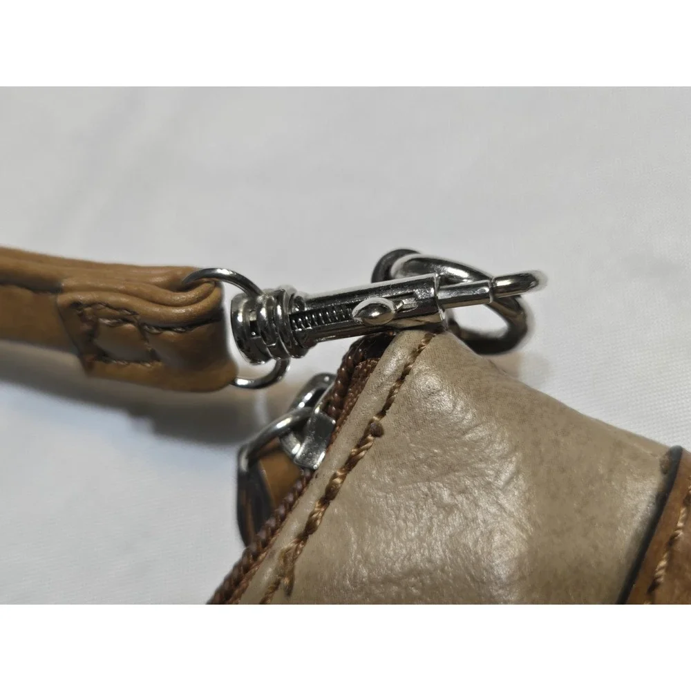 Relic Brand Collection ColorBlock Crossbody Bag Purse Faux Leather Navy/Tan Smal